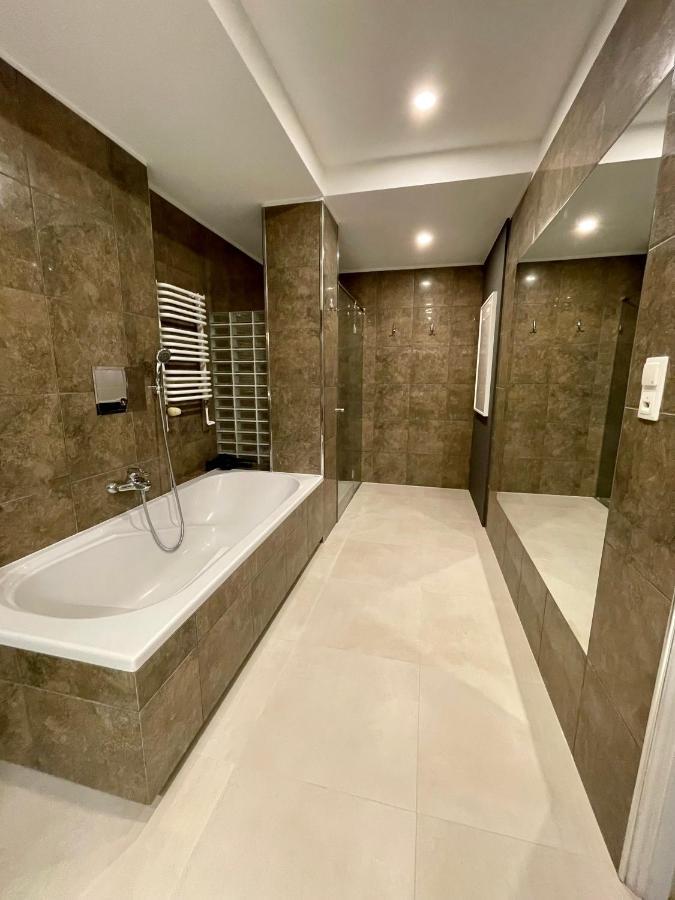 Boutique Apartments - Old Town 120M2 - Private Underground Parking - Βρότσλαβ Εξωτερικό φωτογραφία